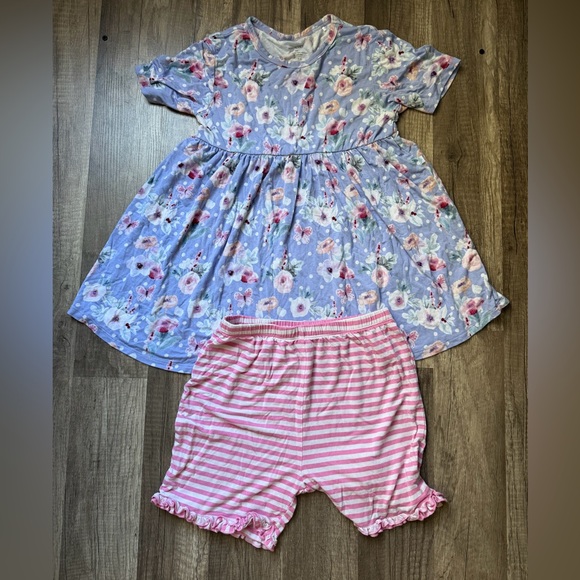 Posh Peanut Other - Posh Peanut Bamboo Lavender Floral Top Girls 10 Shorts Set NEW